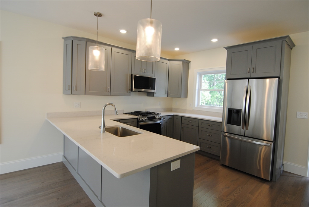 3 bed, 2 bath apartment for rent at 1 Scout Ln Unit 1, Nashua — photo 2 of 27