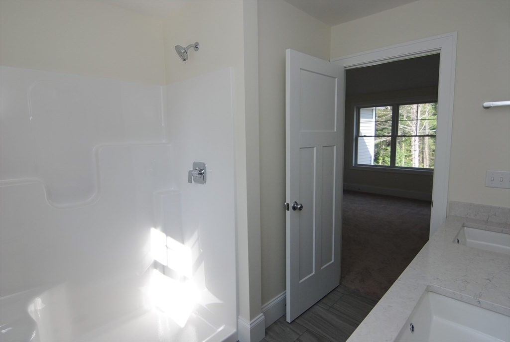 3 bed, 2 bath apartment for rent at 1 Scout Ln Unit 1, Nashua — photo 14 of 27