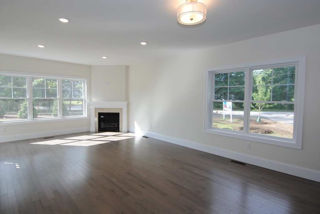 3 bed, 2 bath apartment for rent at 1 Scout Ln Unit 1, Nashua — photo 7 of 27