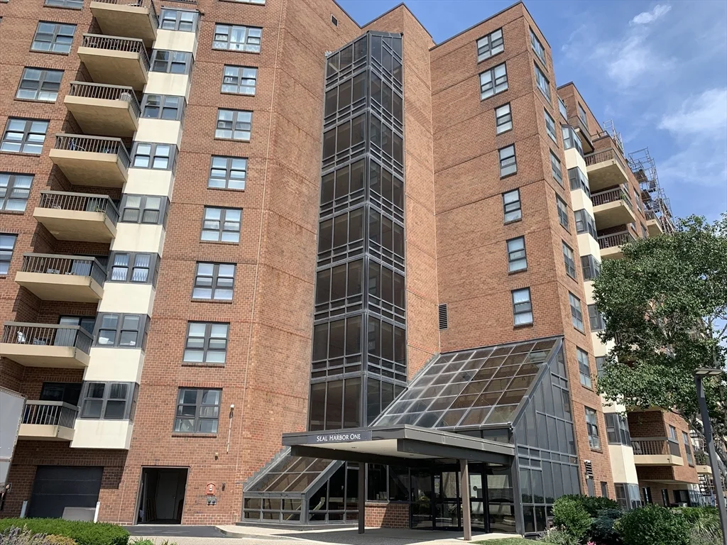 1 bed, 1 bath apartment for rent at 1 Seal Harbor Rd Unit 810, Winthrop