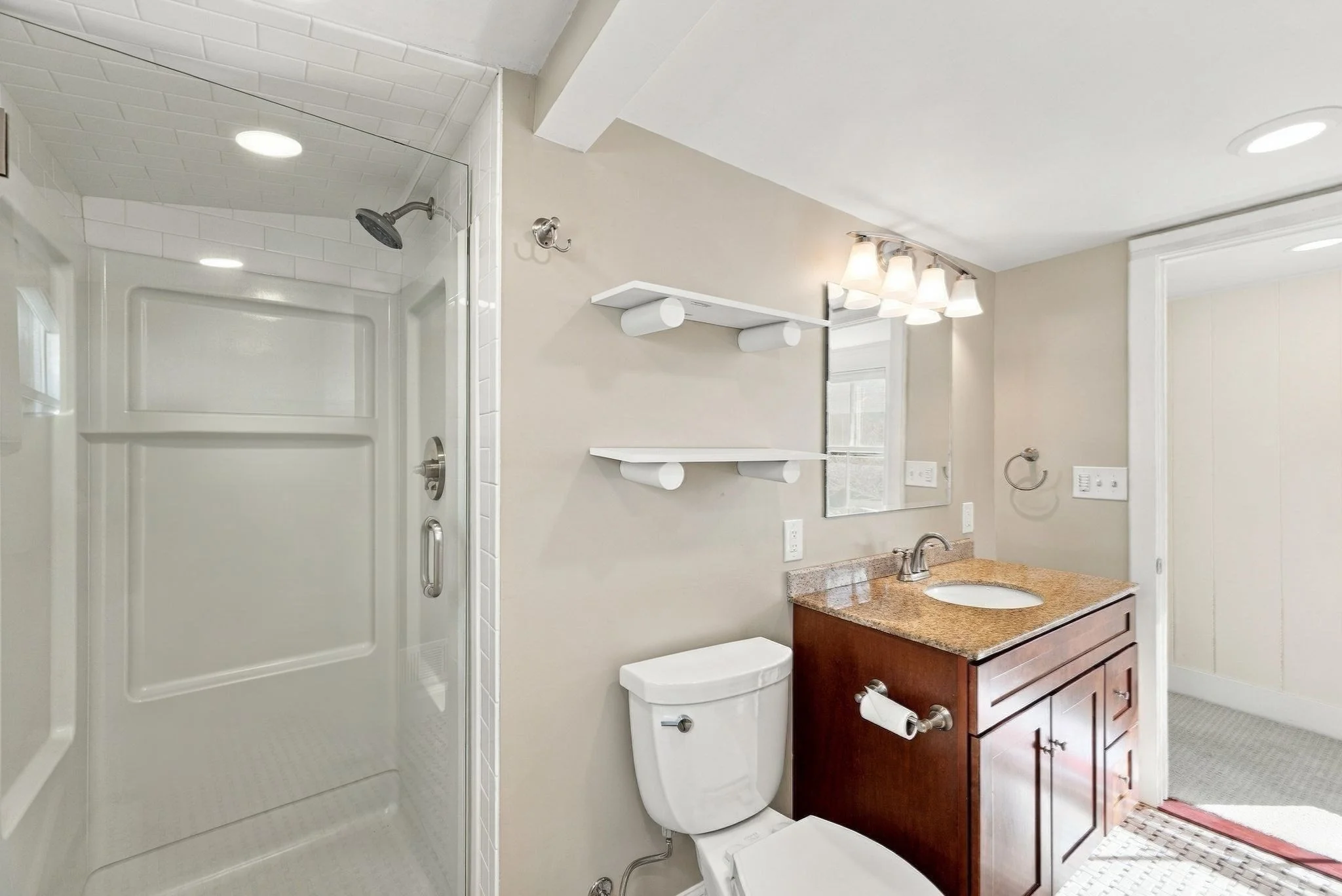 1 bed, 1 bath apartment for rent at 1 Selman St Unit 2, Marblehead — photo 20 of 29