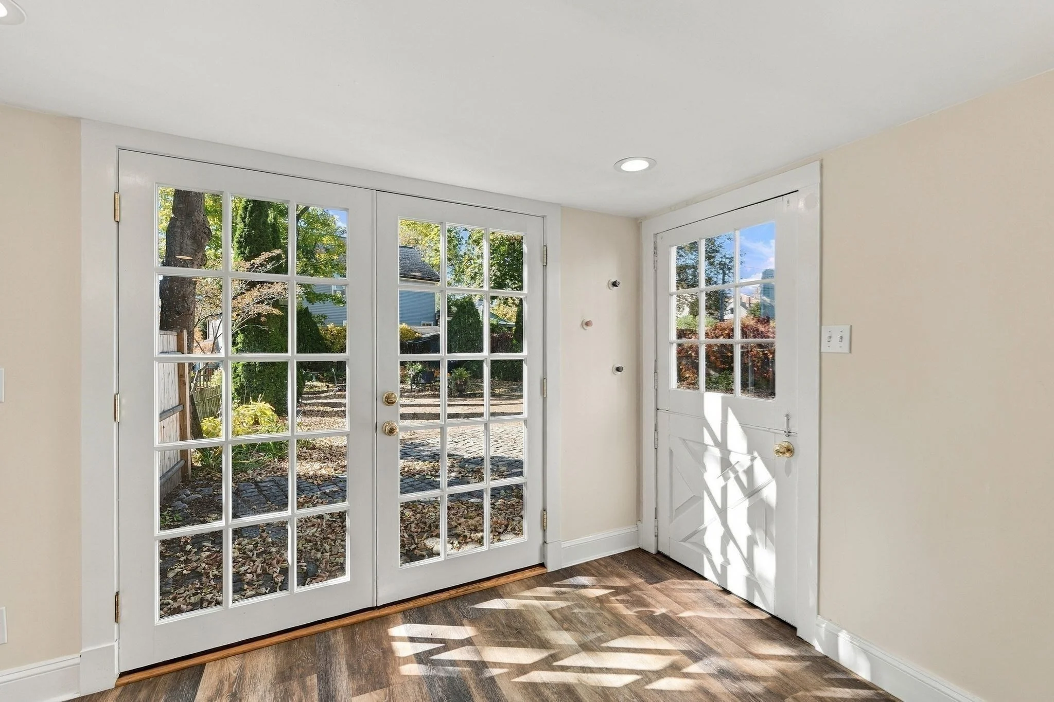 1 bed, 1 bath apartment for rent at 1 Selman St Unit 2, Marblehead — photo 3 of 29