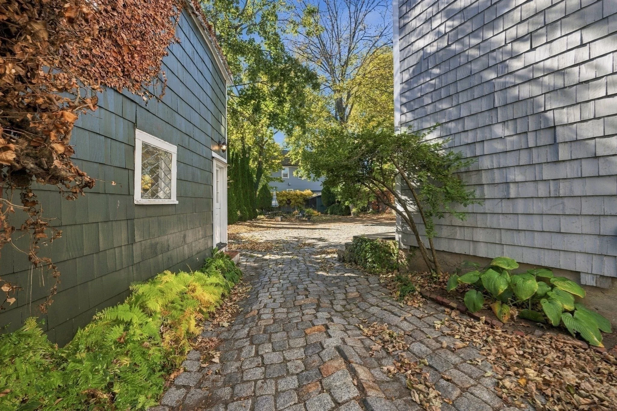 1 bed, 1 bath apartment for rent at 1 Selman St Unit 2, Marblehead — photo 24 of 29