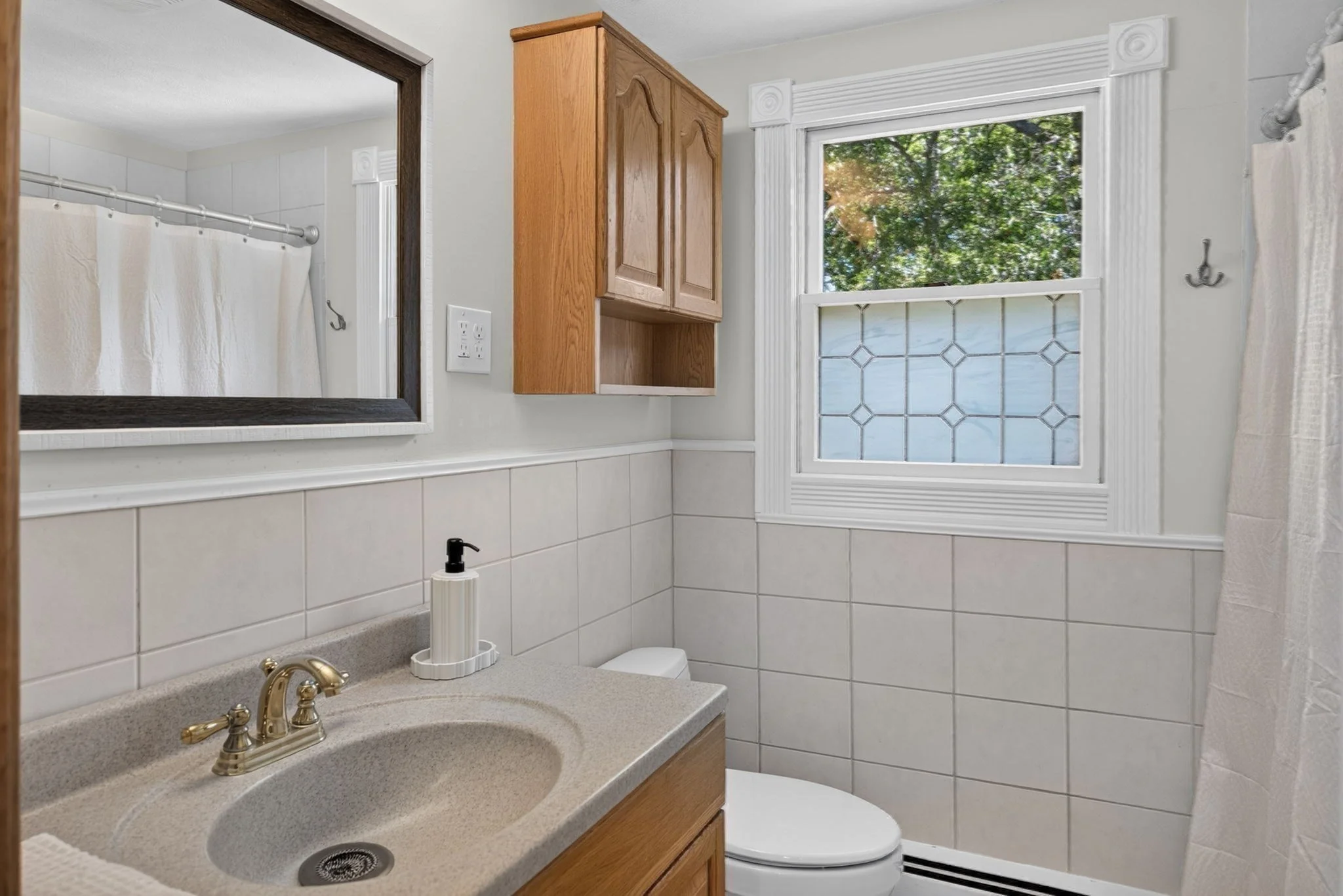 4 bed, 2 bath apartment for rent at 1 Seneca Ln Unit 1, Plymouth — photo 35 of 39