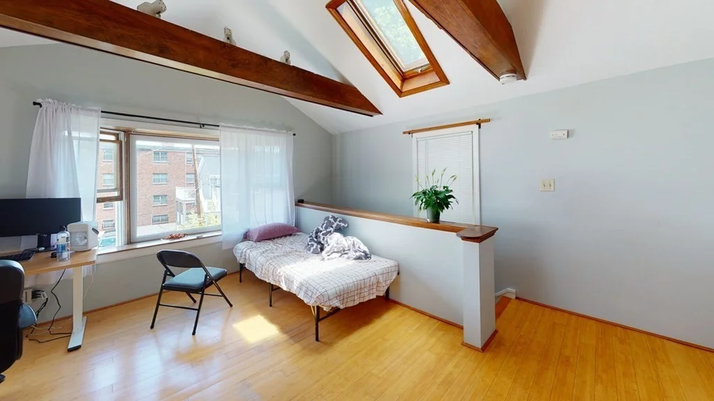 2 bed, 1 bath apartment for rent at 1 Shepard Pl Unit 1, Boston — photo 7 of 8