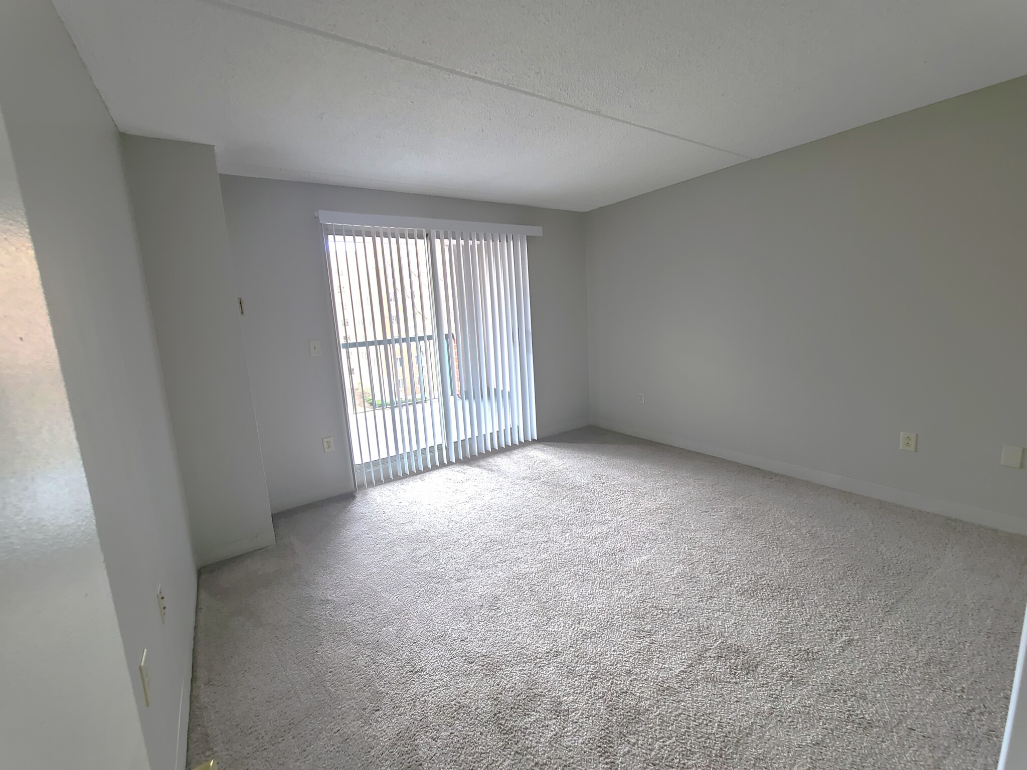 2 bed, 2 bath apartment for rent at 1 South Point Dr Unit 404, Dorchester — photo 9 of 24