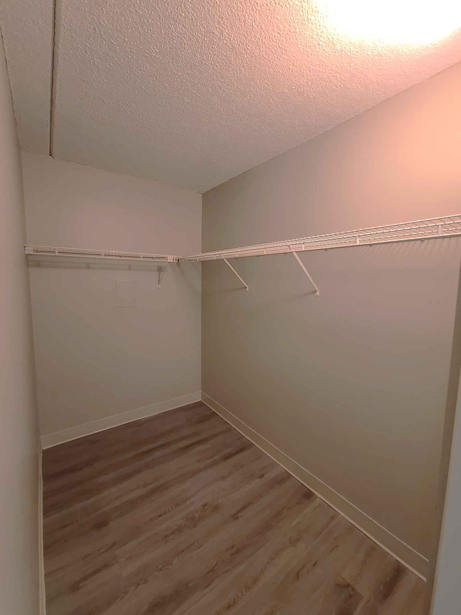 2 bed, 1 bath apartment for rent at 1 South Point Dr Unit 410, Dorchester — photo 8 of 22