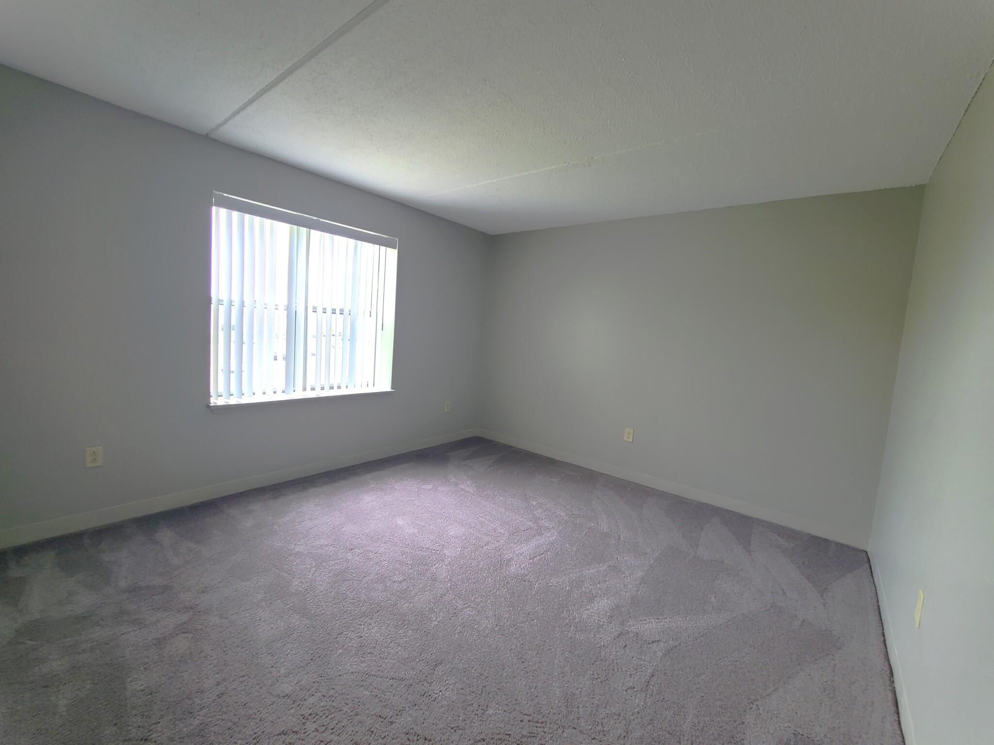 2 bed, 1 bath apartment for rent at 1 South Point Dr Unit 410, Dorchester — photo 6 of 22