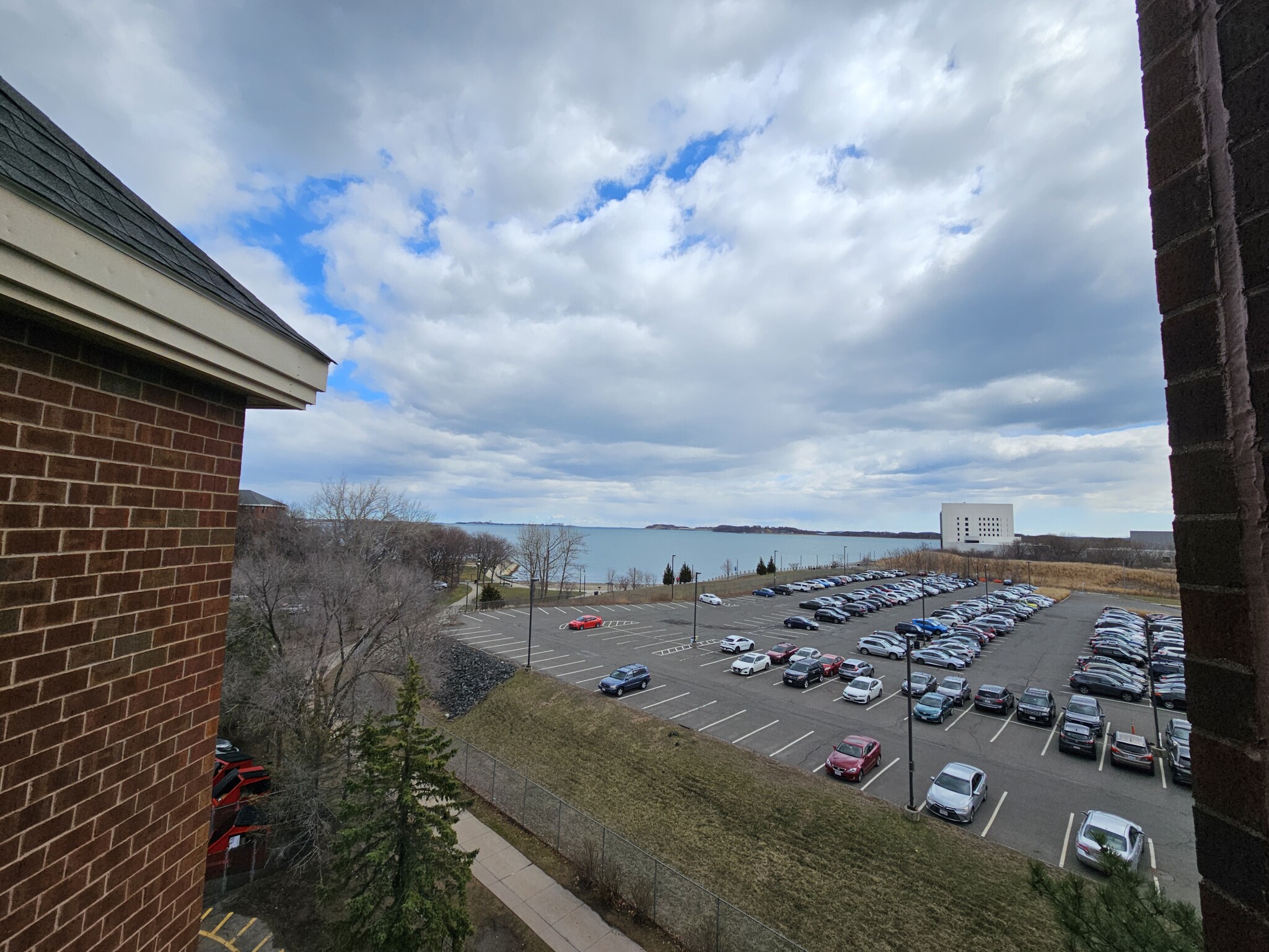 2 bed, 1 bath apartment for rent at 1 South Point Dr Unit 608, Dorchester — photo 9 of 34