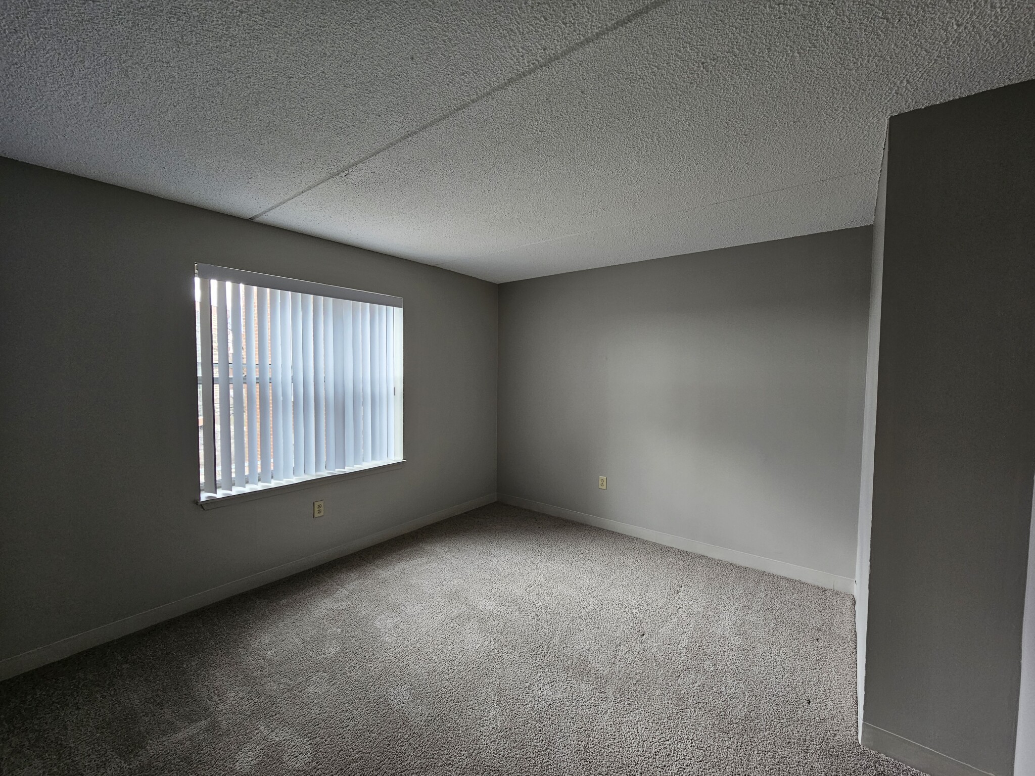 2 bed, 1 bath apartment for rent at 1 South Point Dr Unit 608, Dorchester — photo 16 of 34