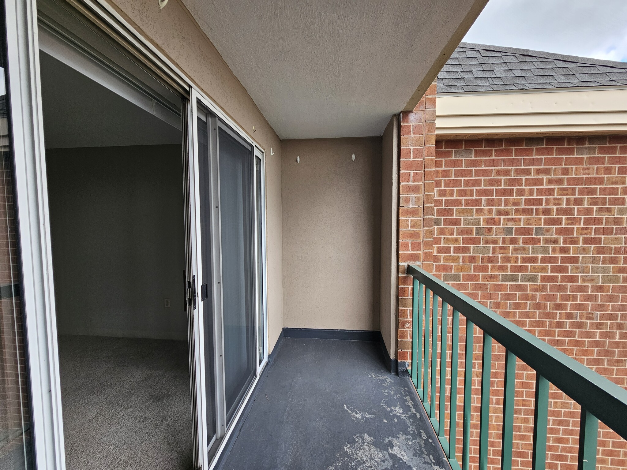 2 bed, 1 bath apartment for rent at 1 South Point Dr Unit 608, Dorchester — photo 10 of 34