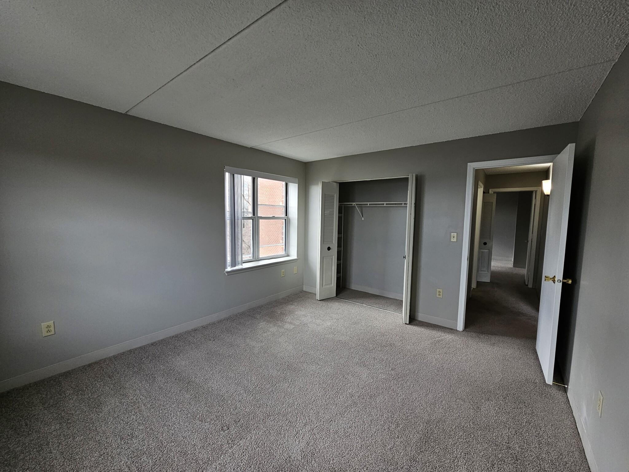 2 bed, 1 bath apartment for rent at 1 South Point Dr Unit 608, Dorchester — photo 14 of 34