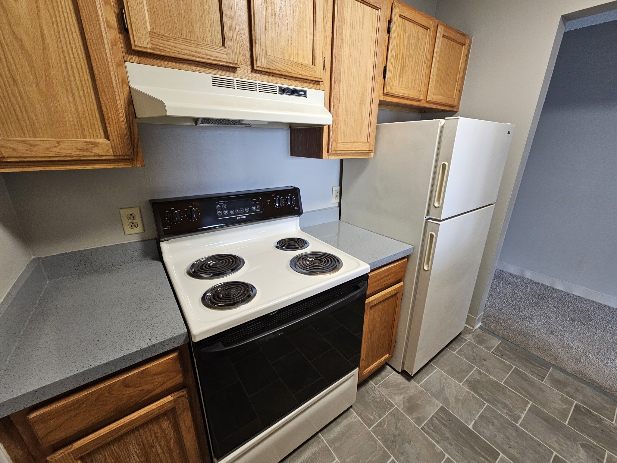 2 bed, 1 bath apartment for rent at 1 South Point Dr Unit 608, Dorchester — photo 4 of 34