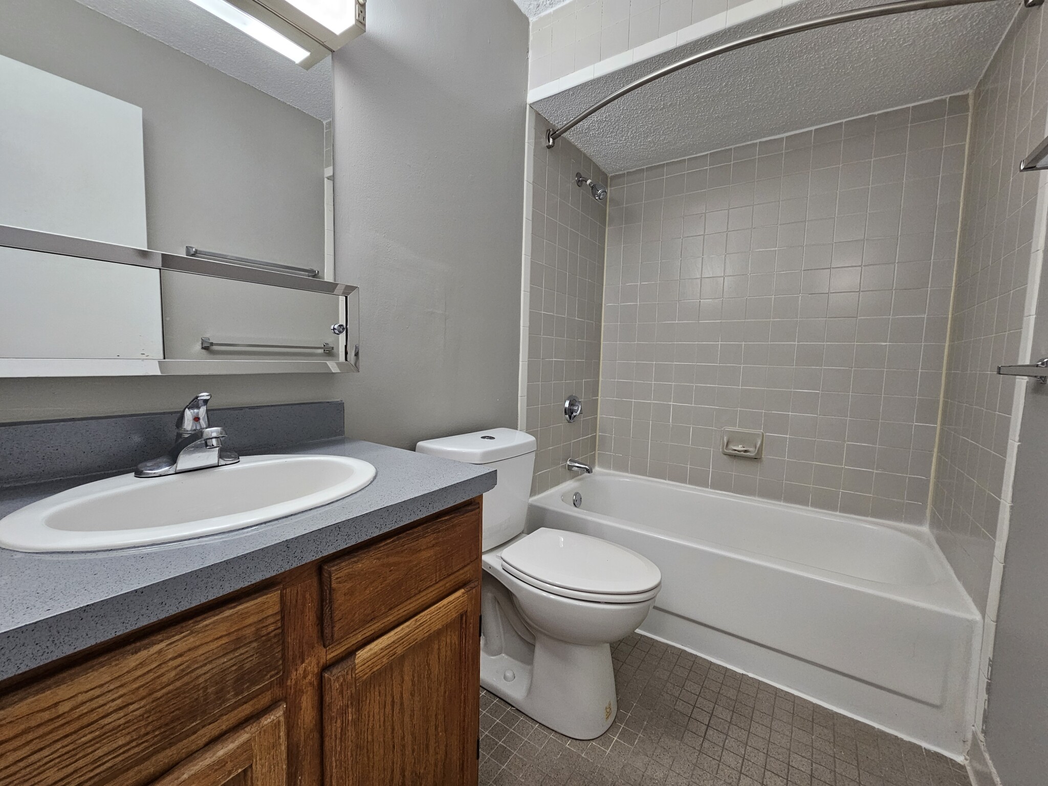 2 bed, 1 bath apartment for rent at 1 South Point Dr Unit 608, Dorchester — photo 15 of 34