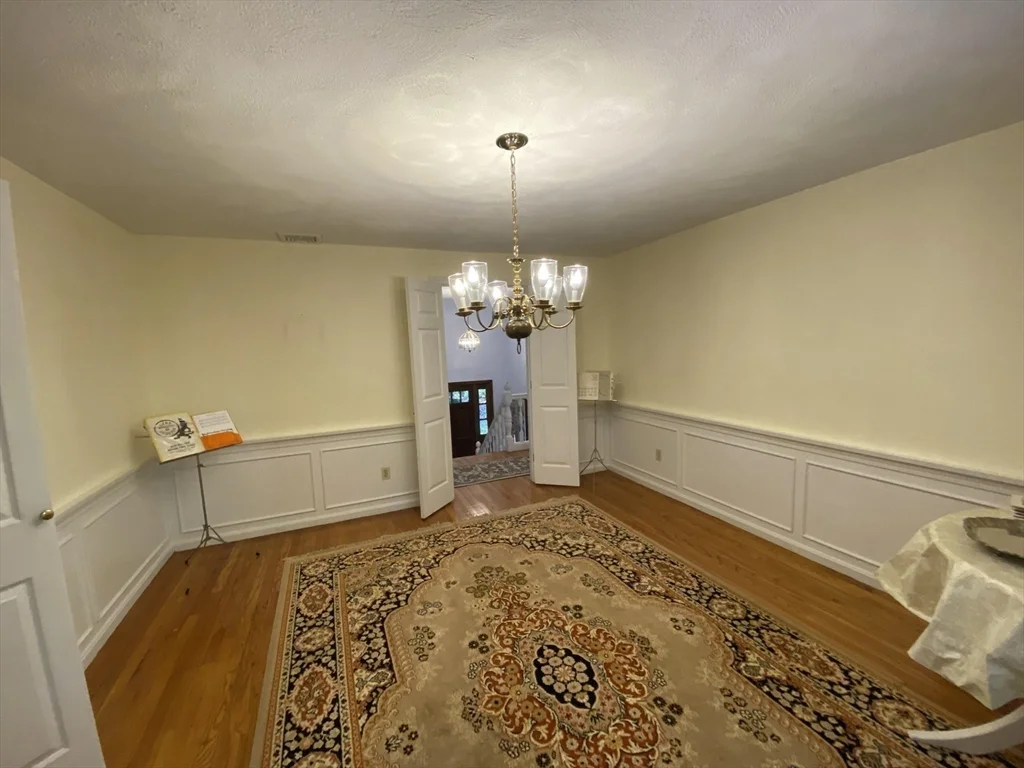 3 bed, 2 bath apartment for rent at 1 Stonehill Rd, Marlborough — photo 5 of 12