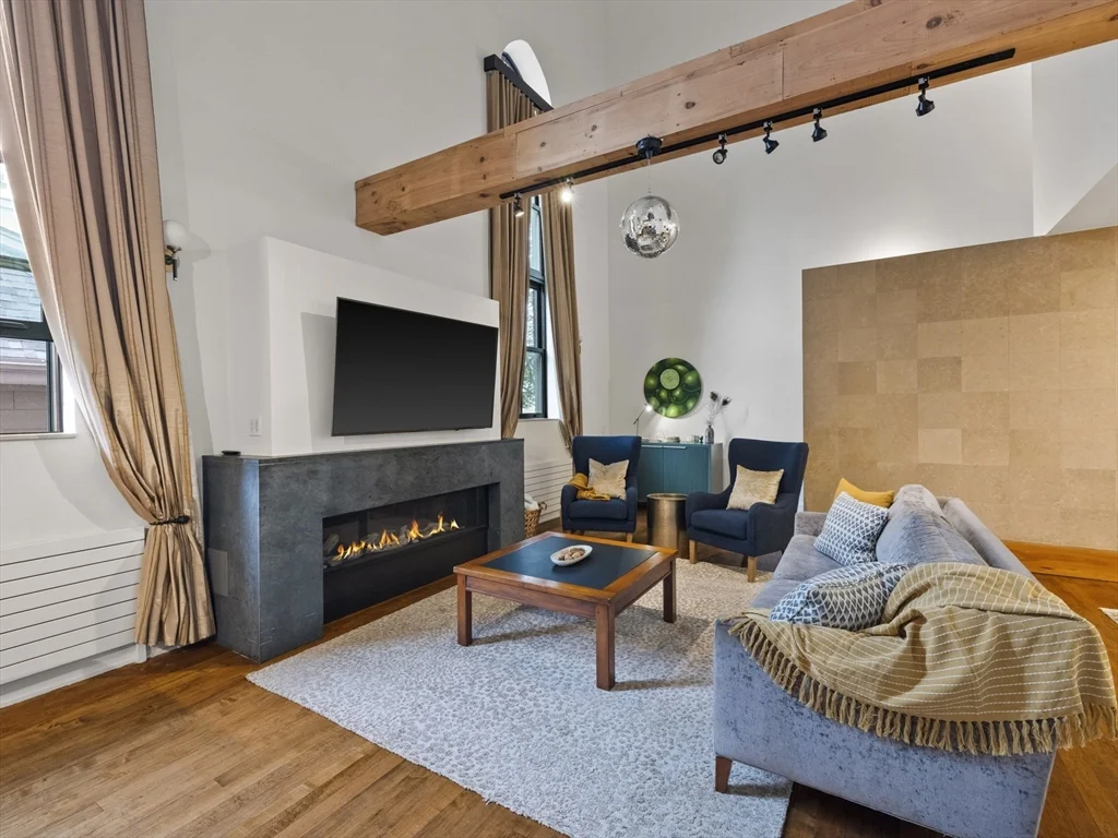 3 bed, 2 bath apartment for rent at 1 Summer St Unit 4, Union Square — photo 11 of 34