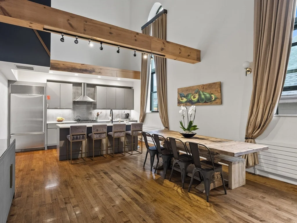 3 bed, 2 bath apartment for rent at 1 Summer St Unit 4, Union Square — photo 1 of 34