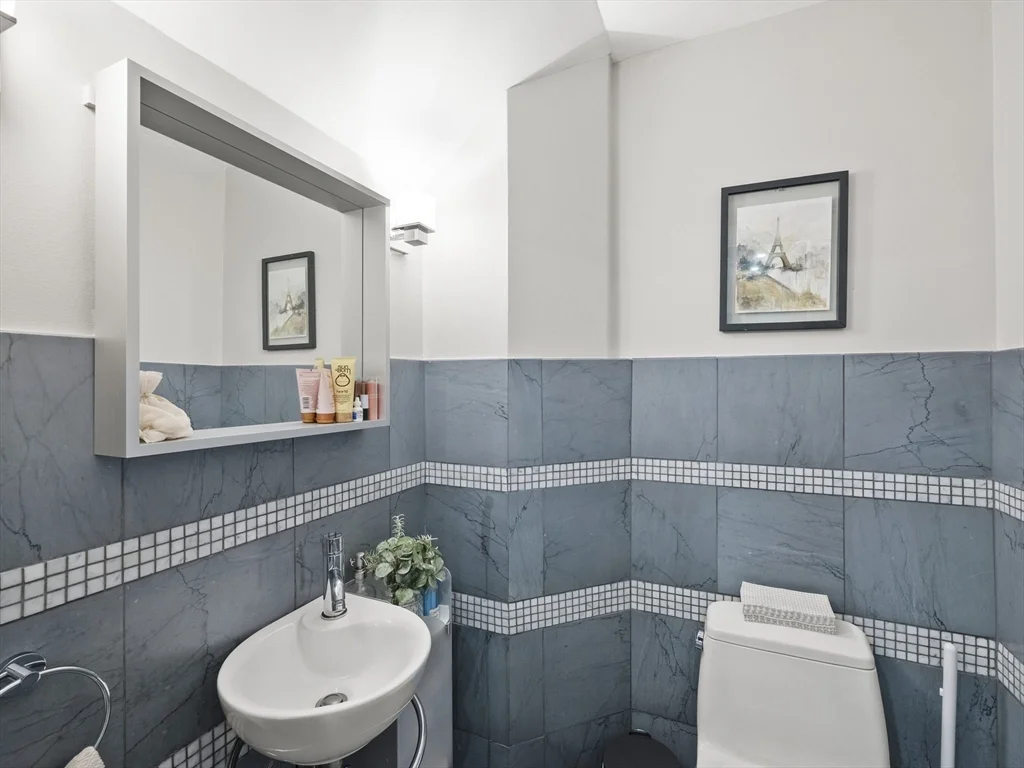 3 bed, 2 bath apartment for rent at 1 Summer St Unit 4, Union Square — photo 30 of 34