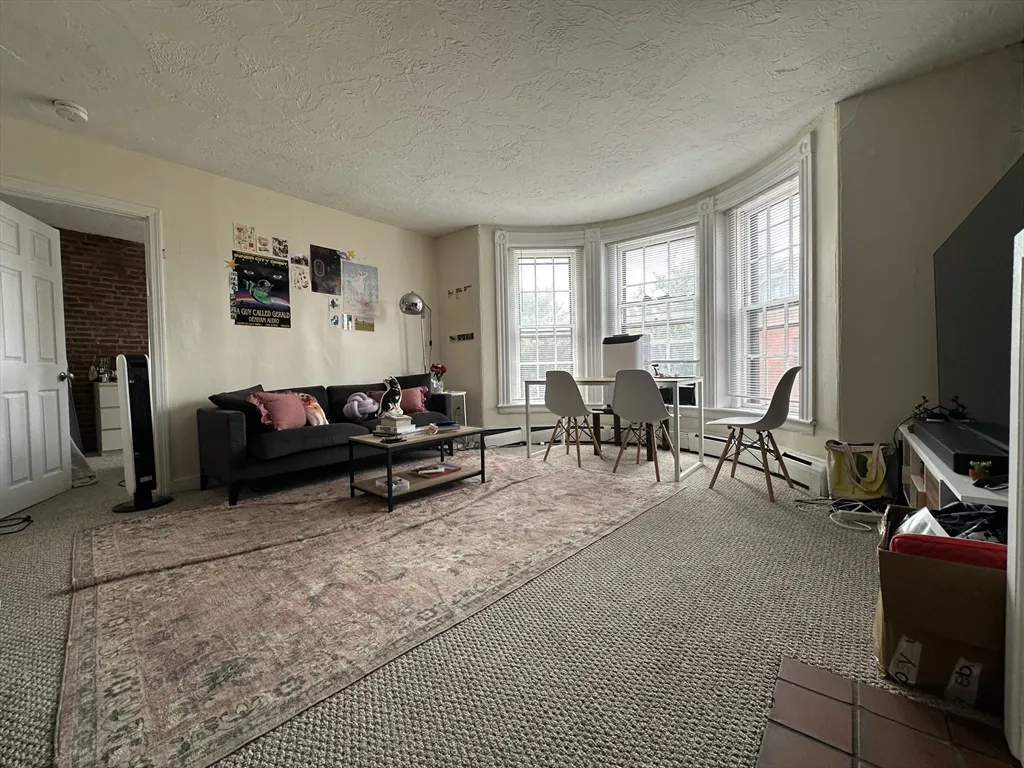 1 bed, 1 bath apartment for rent at 1 Symphony Rd Unit 7, Fenway — photo 2 of 6