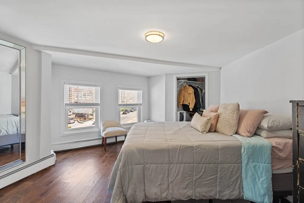 1 bed, 1 bath apartment for rent at 1 Telegraph St Unit 3, South Boston — photo 9 of 10