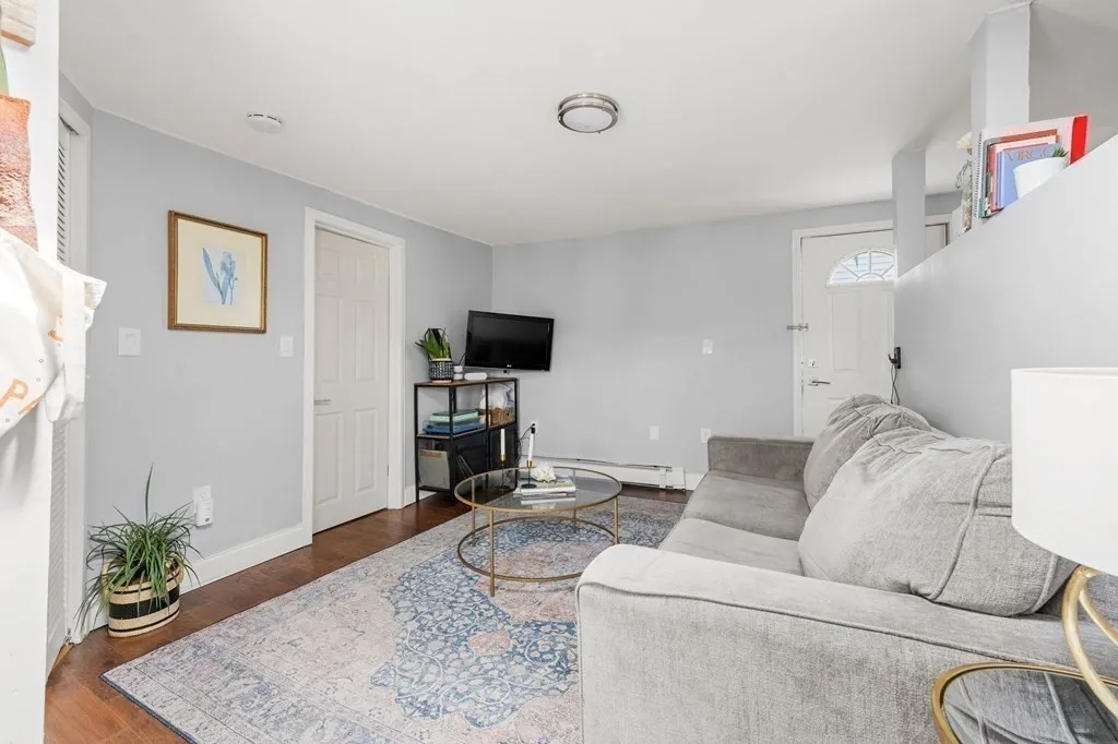 1 bed, 1 bath apartment for rent at 1 Telegraph St Unit 3, South Boston — photo 2 of 10