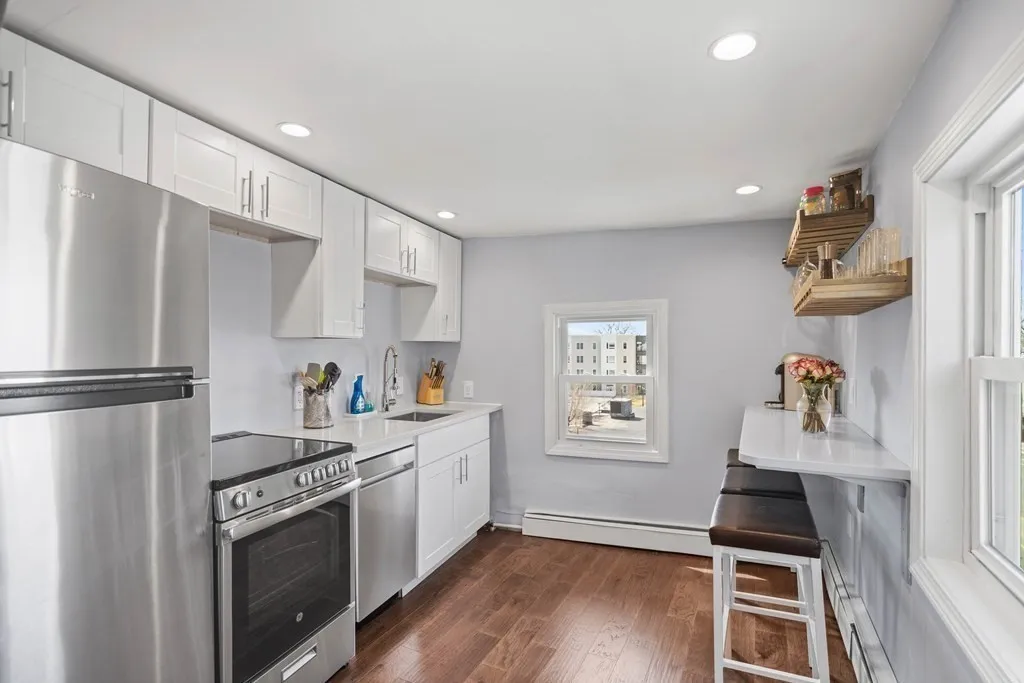 1 bed, 1 bath apartment for rent at 1 Telegraph St Unit 3, South Boston — photo 5 of 10