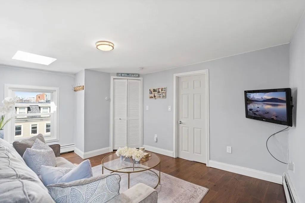 1 bed, 1 bath apartment for rent at 1 Telegraph St Unit 3, South Boston — photo 3 of 10