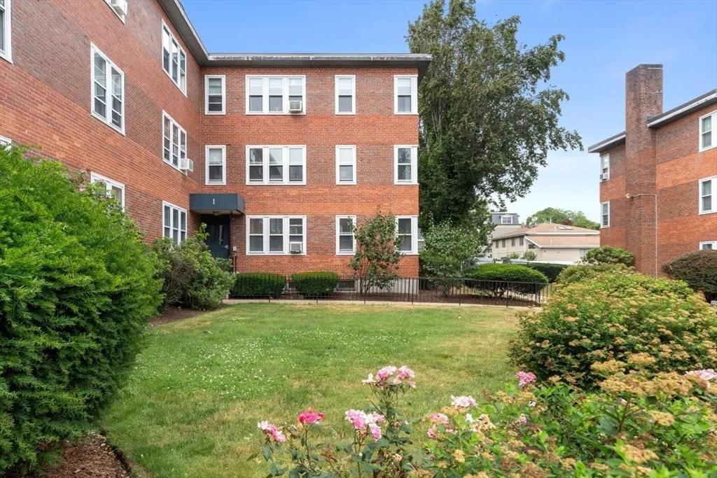 2 bed, 1 bath apartment for rent at 1 Twomey Ct Unit 43, South Boston — photo 20 of 27
