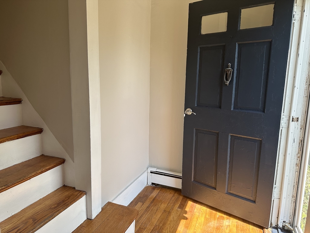 3 bed, 1 bath apartment for rent at 1 Veteran Rd Unit 1, Woburn — photo 8 of 14