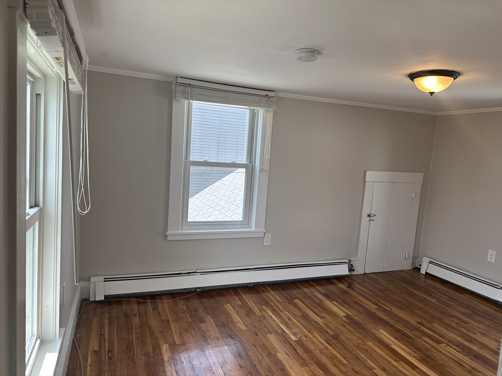3 bed, 1 bath apartment for rent at 1 Veteran Rd Unit 1, Woburn — photo 11 of 14