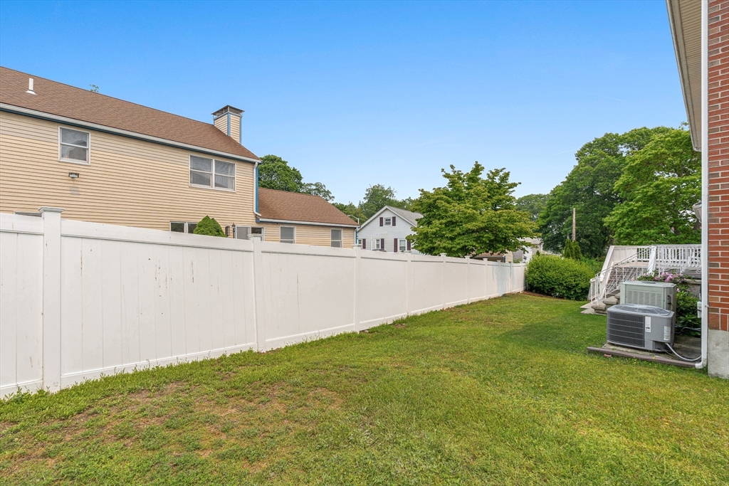 4 bed, 3 bath apartment for rent at 1 Via Marino, Medford — photo 39 of 41