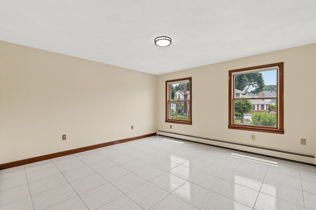 4 bed, 3 bath apartment for rent at 1 Via Marino, Medford — photo 16 of 41