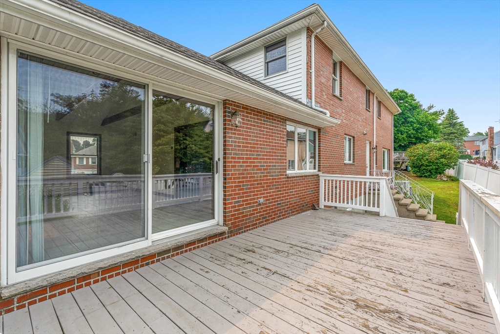 4 bed, 3 bath apartment for rent at 1 Via Marino, Medford — photo 41 of 41