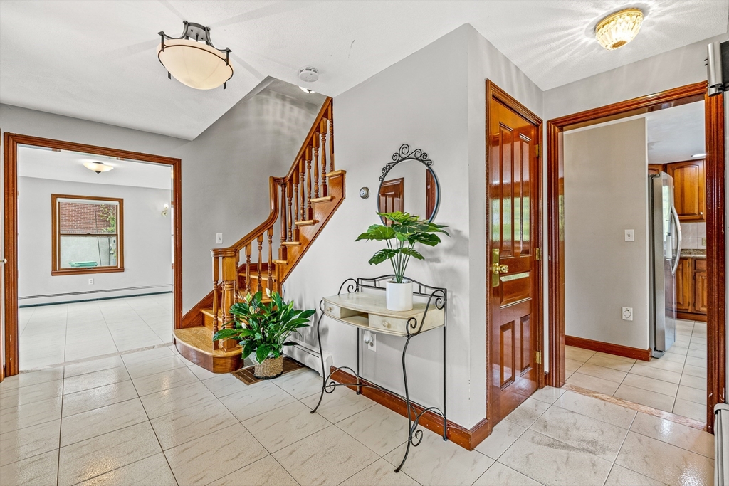 4 bed, 3 bath apartment for rent at 1 Via Marino, Medford — photo 23 of 41