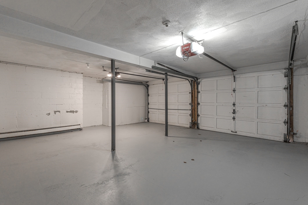 4 bed, 3 bath apartment for rent at 1 Via Marino, Medford — photo 38 of 41