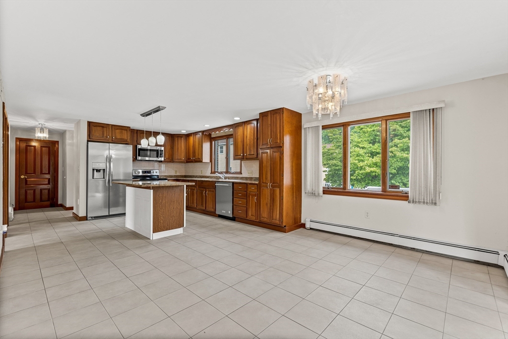 4 bed, 3 bath apartment for rent at 1 Via Marino, Medford — photo 9 of 41