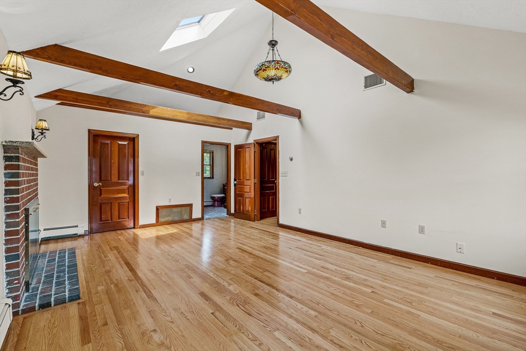 4 bed, 3 bath apartment for rent at 1 Via Marino, Medford — photo 24 of 41