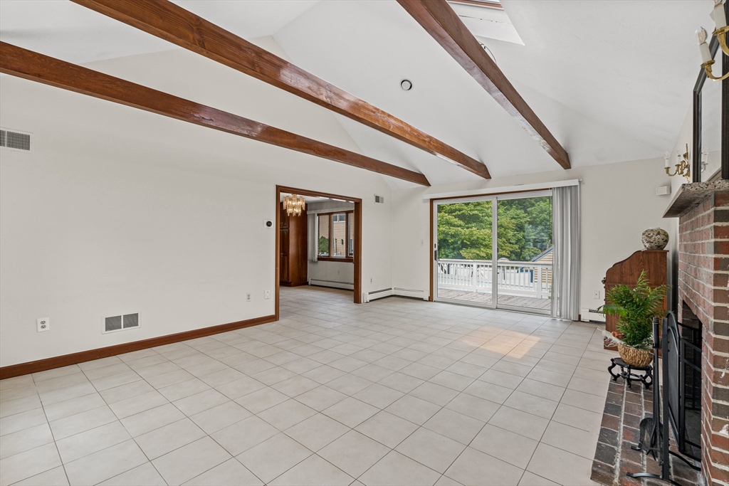 4 bed, 3 bath apartment for rent at 1 Via Marino, Medford — photo 14 of 41