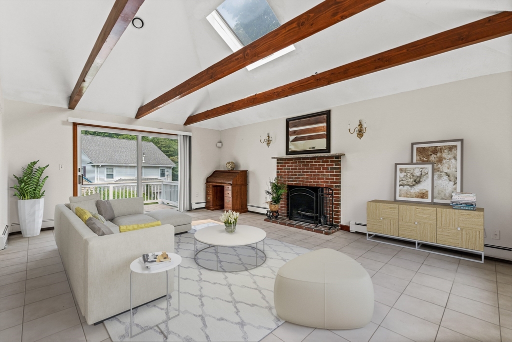 4 bed, 3 bath apartment for rent at 1 Via Marino, Medford — photo 11 of 41