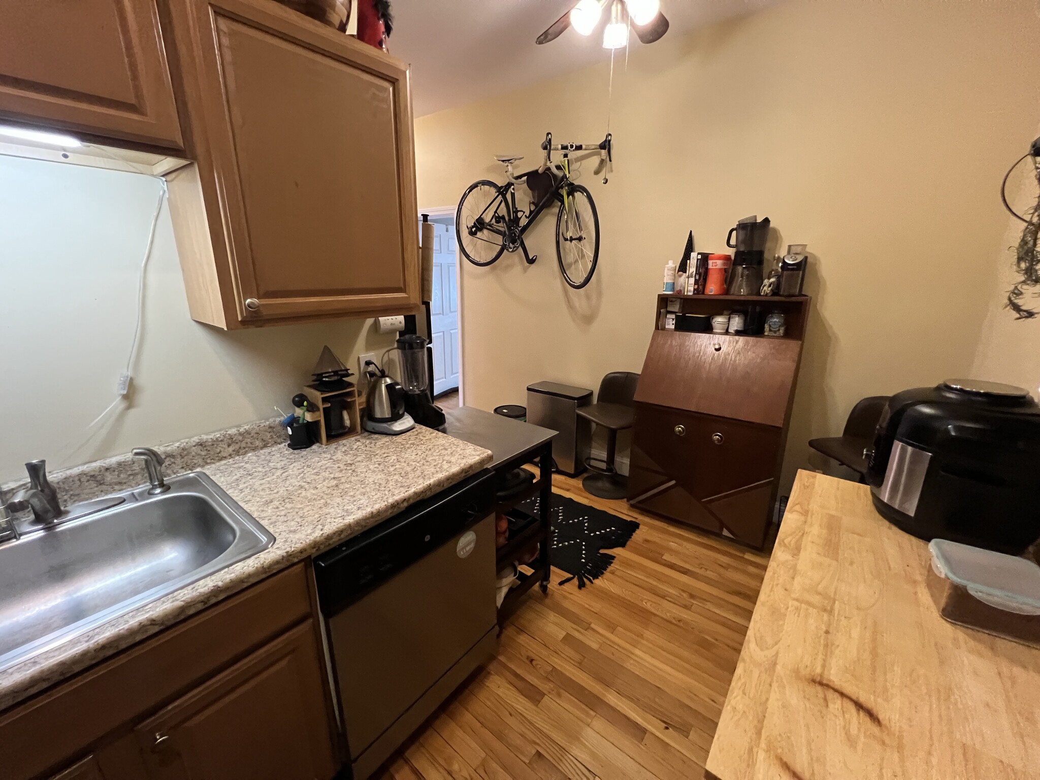 2 bed, 1 bath apartment for rent at 1 Victoria St Unit 1A, West Somerville — photo 24 of 29