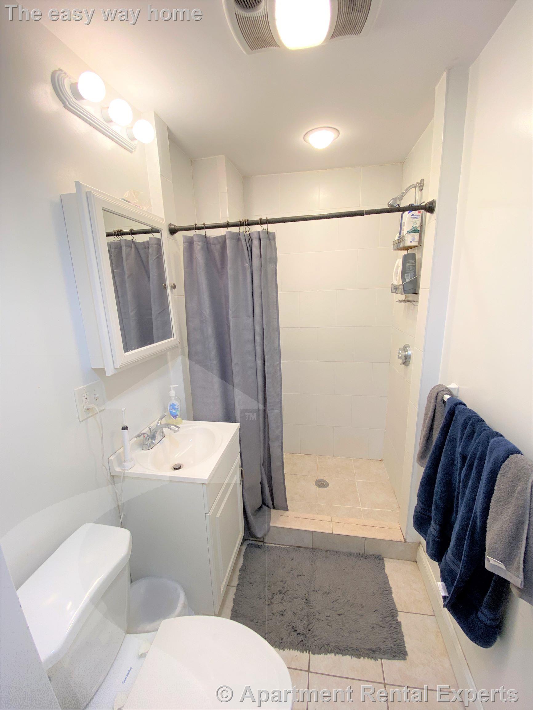 4 bed, 2 bath apartment for rent at 1 Victoria St Unit 2, Teele Square — photo 7 of 17