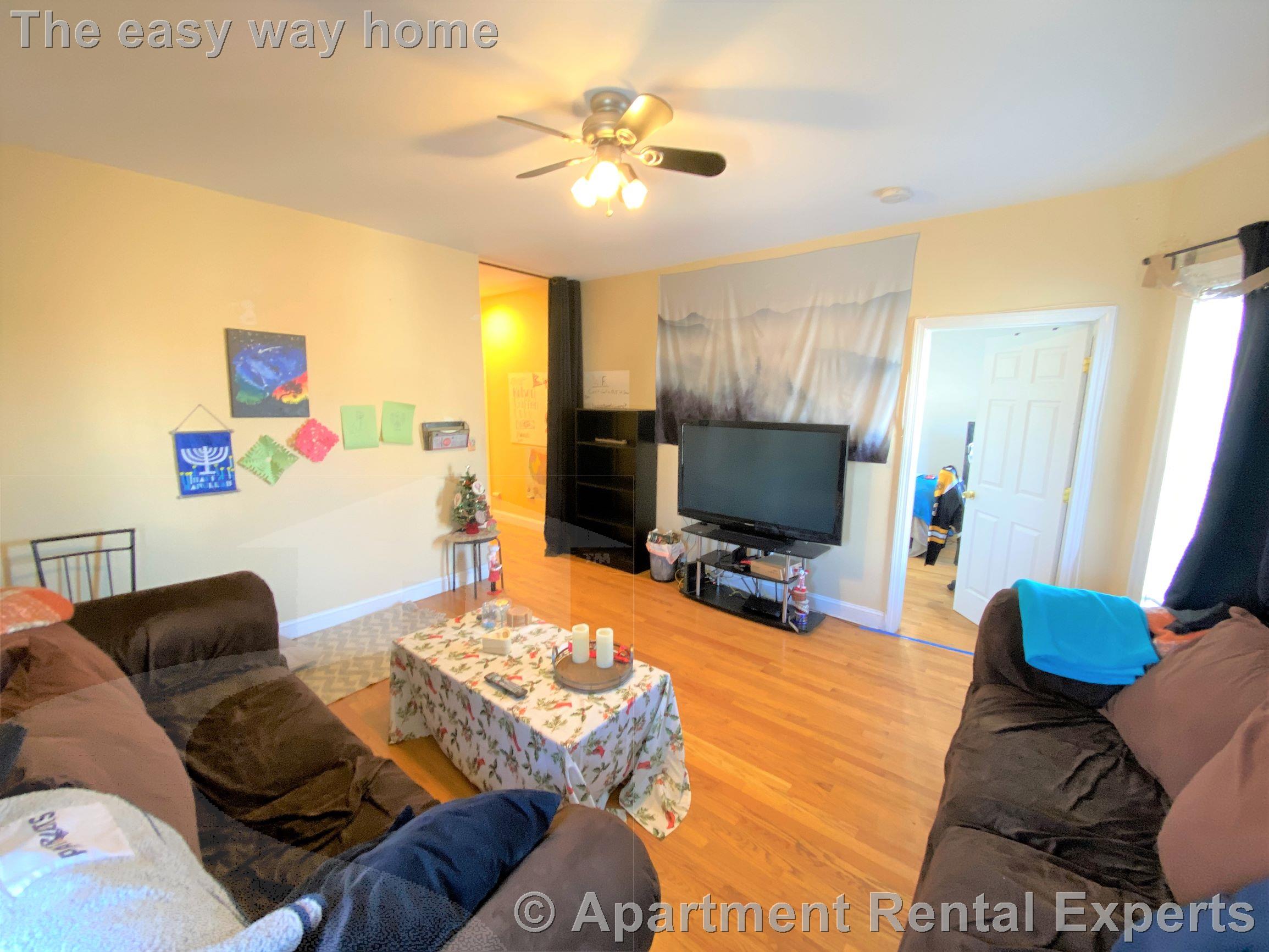 4 bed, 2 bath apartment for rent at 1 Victoria St Unit 2, Teele Square — photo 16 of 17