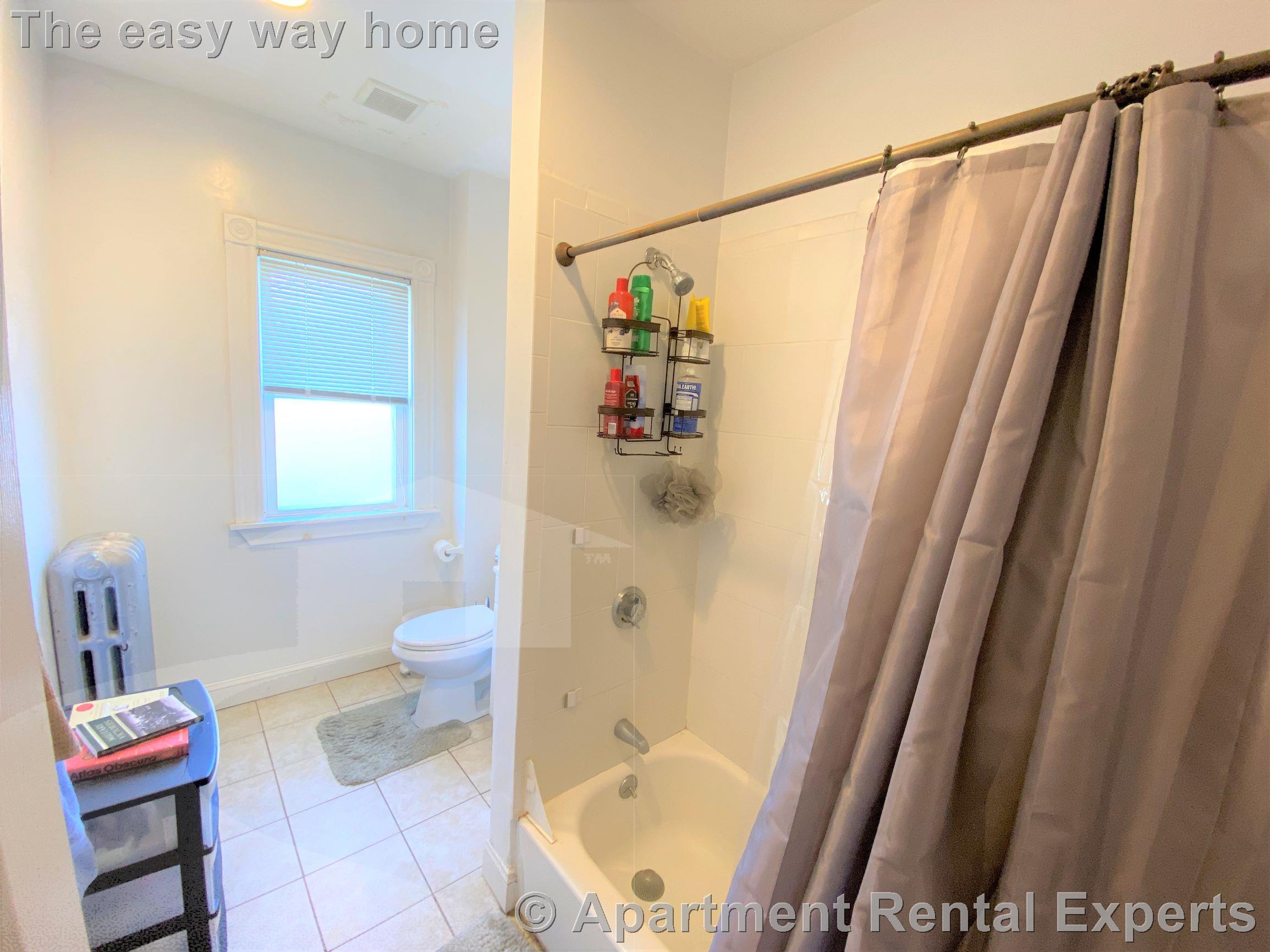 4 bed, 2 bath apartment for rent at 1 Victoria St Unit 2, Teele Square — photo 9 of 17