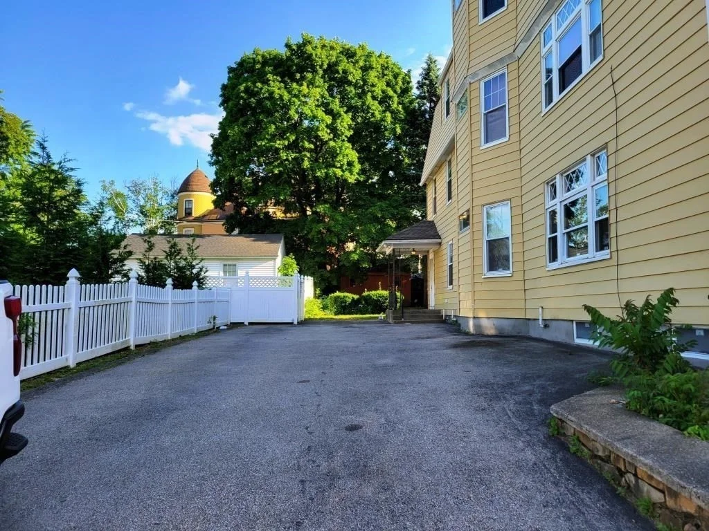 4 bed, 1 bath apartment for rent at 1 View St Unit 3, Worcester — photo 29 of 31