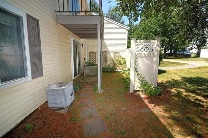 2 bed, 1 bath apartment for rent at 1 Village Hill Ln Unit 4, Natick — photo 12 of 23