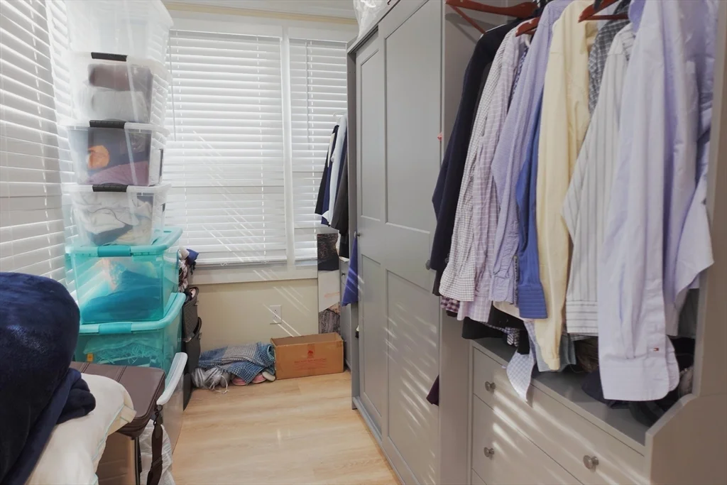 3 bed, 2 bath apartment for rent at 1 Vincent Unit 1, Belmont — photo 9 of 15