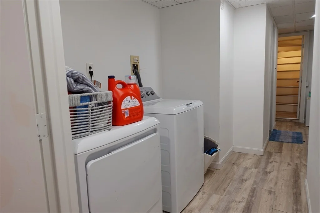 3 bed, 2 bath apartment for rent at 1 Vincent Unit 1, Belmont — photo 12 of 15