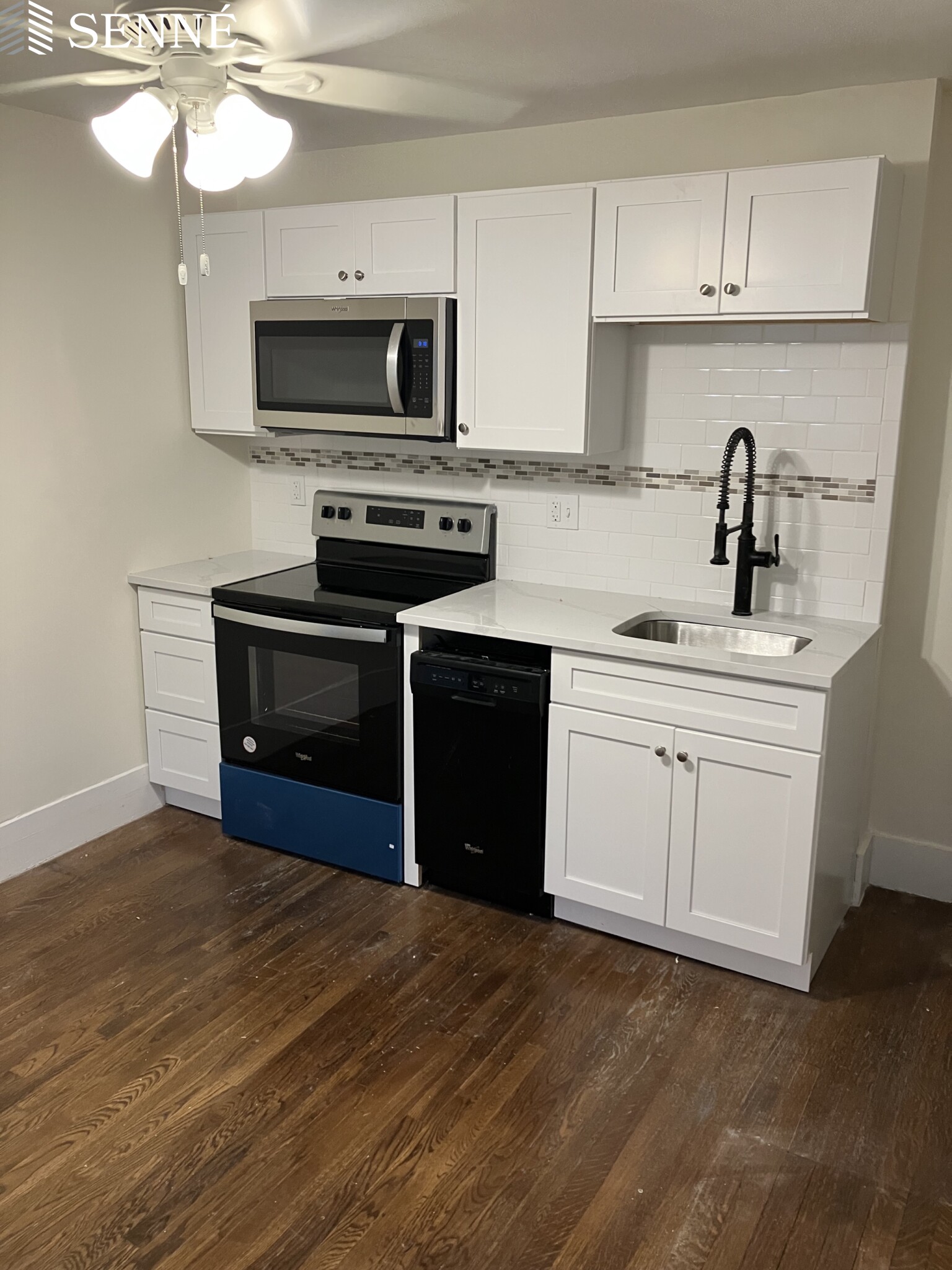 Studio bed, 1 bath apartment for rent at 1 Waldo St, Spring Hill — photo 2 of 11