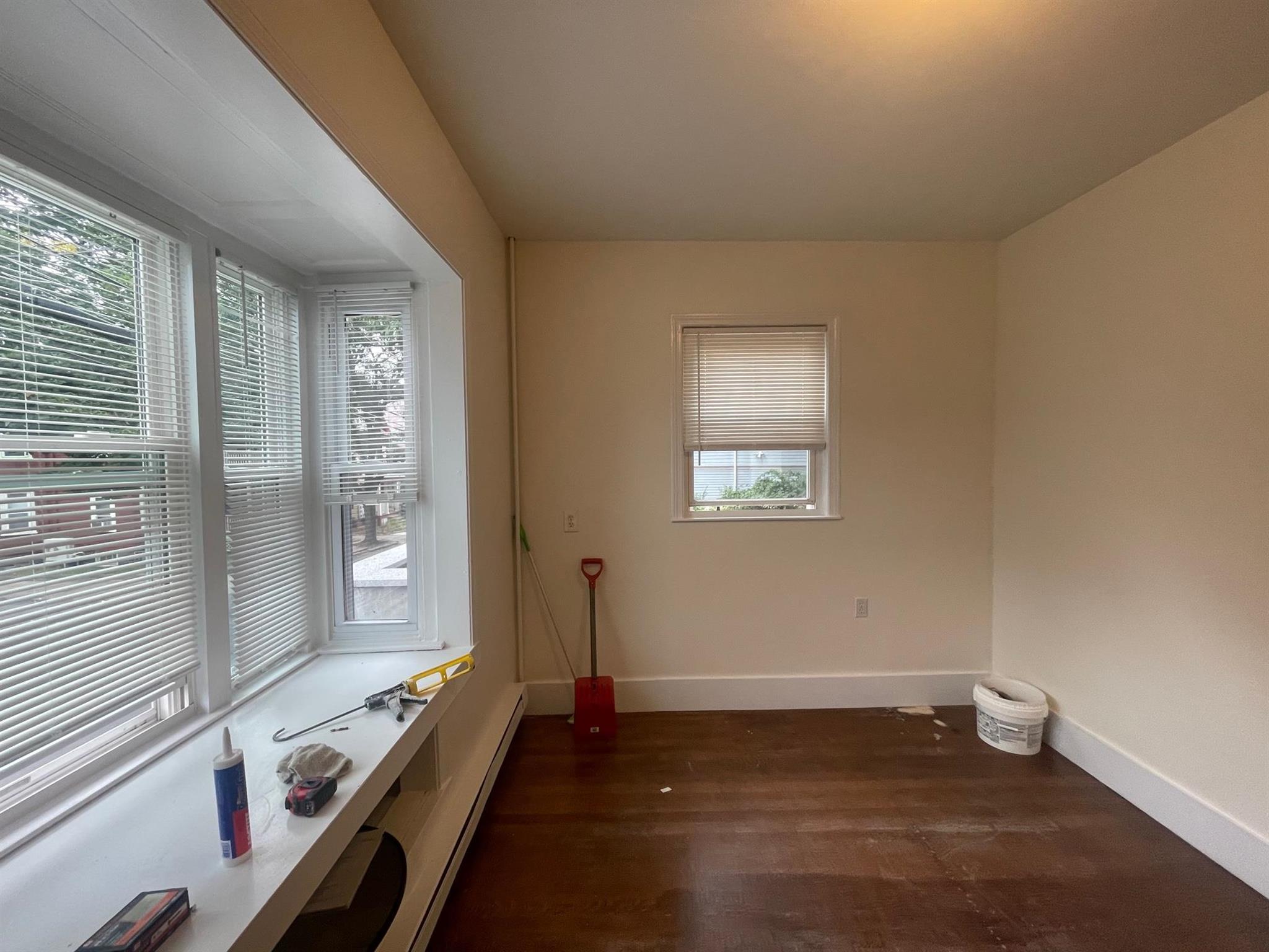 Studio bed, 1 bath apartment for rent at 1 Waldo St Unit First floor, Spring Hill — photo 4 of 6