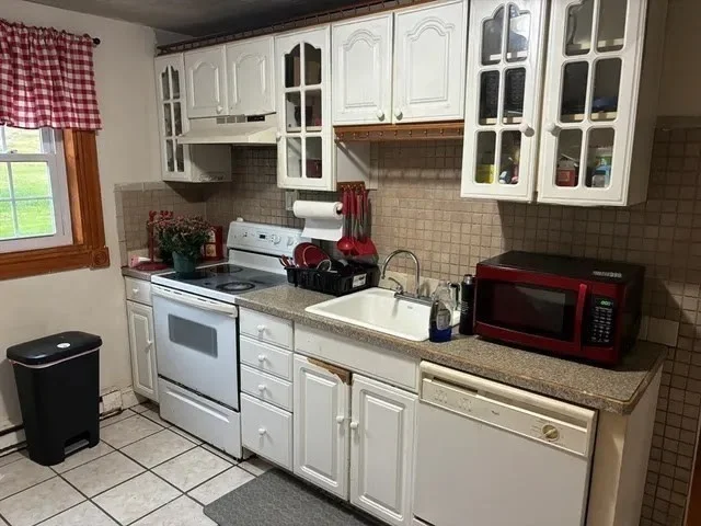 1 bed, 1 bath apartment for rent at 1 Walker Rd Unit 3, North Andover — photo 4 of 9